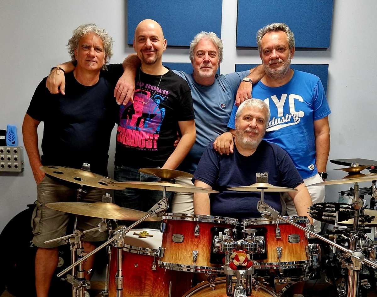  Time Machine Band