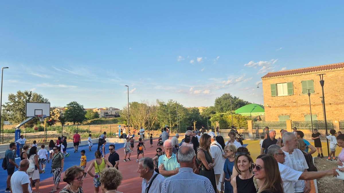 Inaugurazione piazza Villa Raspa Spoltiore