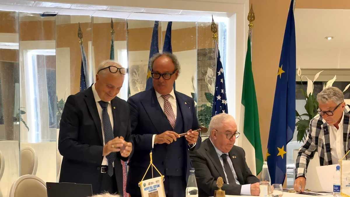 Passaggio del martelletto Lions Vasto