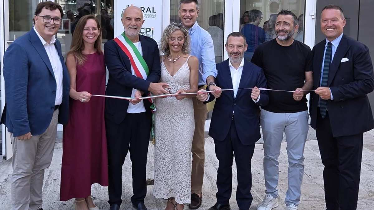 Inaugurato il nuovo Centro Inaugurazione Nuovo Centro per l'Impiego a Pescara