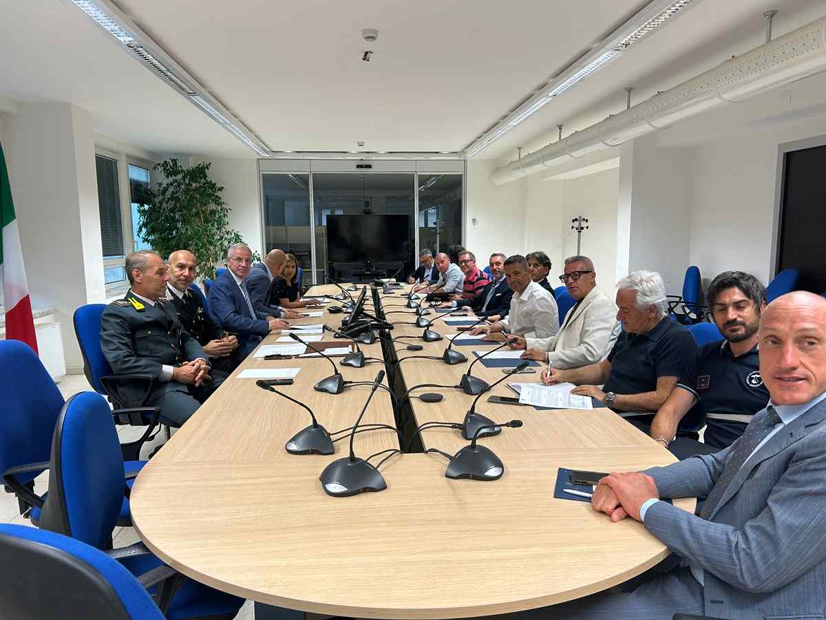Riunione L'Aquila Patti sicurezza urbana