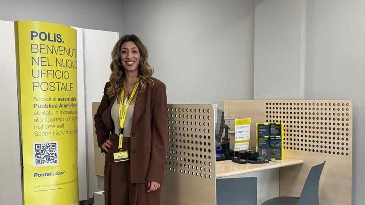 Rosangela Petti, direttrice dell'ufficio postale di Campo di Giove