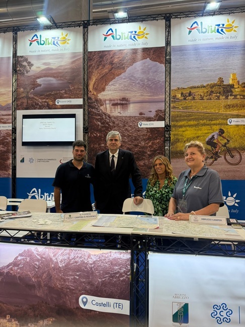 Ministro Mazzi stand Abruzzo Parma