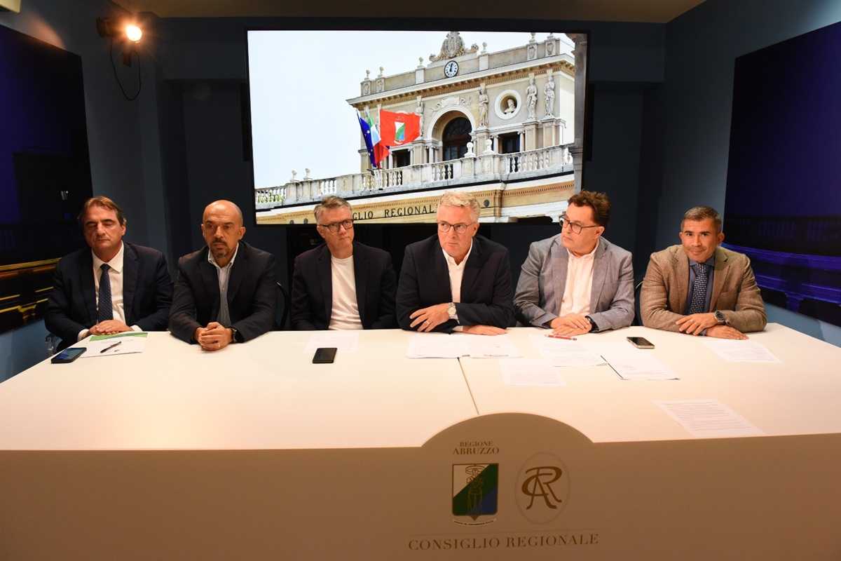 Comferenza stampa Pini Abruzzo