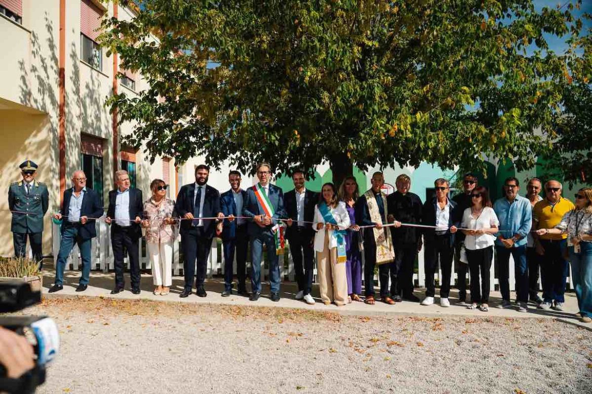 inaugurazione mensa santa petronilla 01
