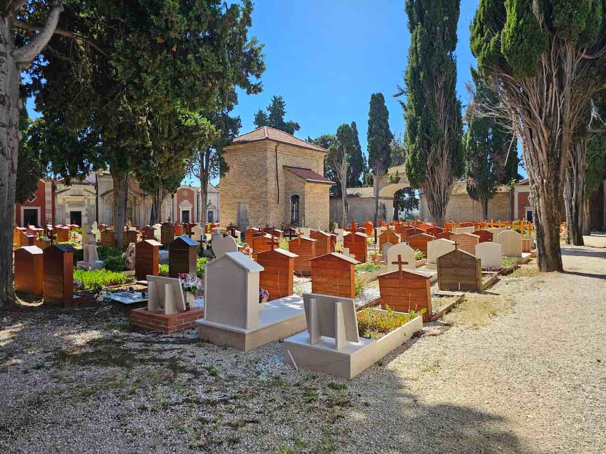 cimiteri roseto