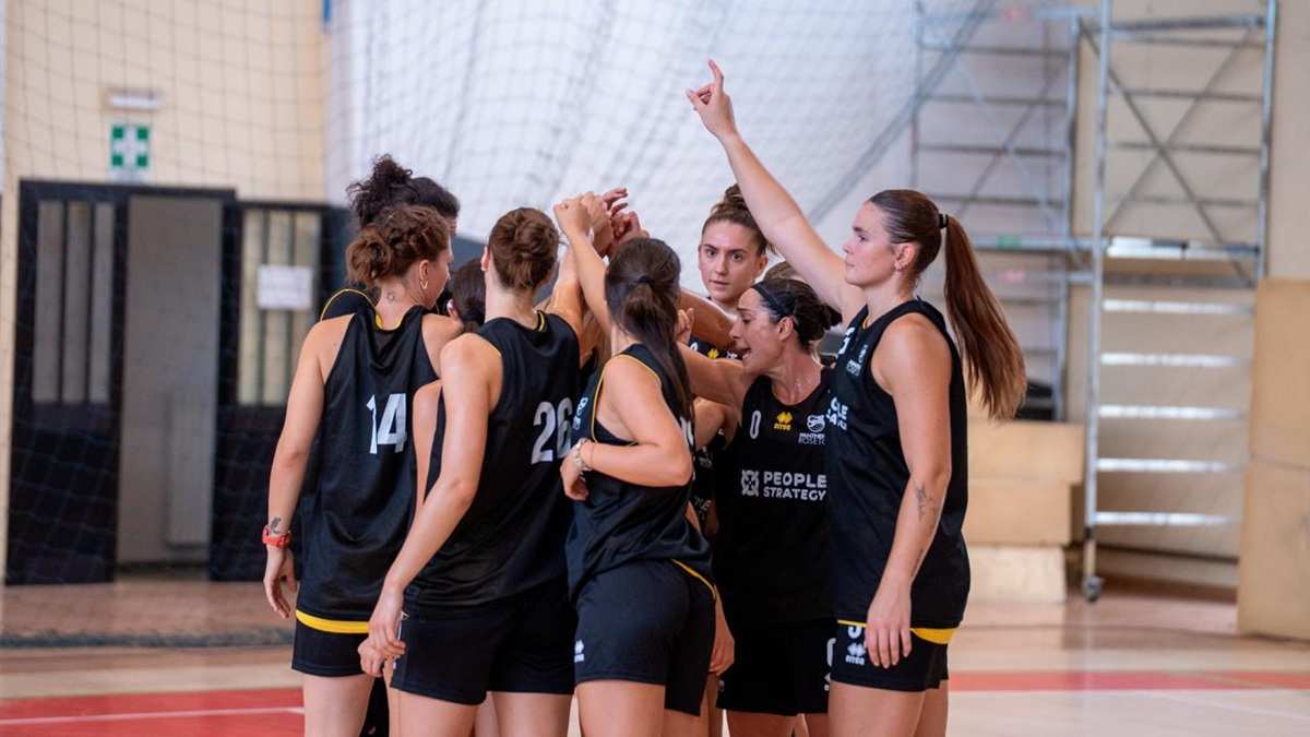 Panthers Roseto